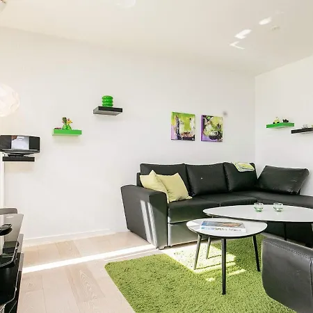 Two-bedroom Holiday In 8 * Bogense