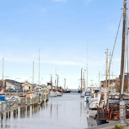 Lejlighed Two-bedroom Holiday In 8 Bogense