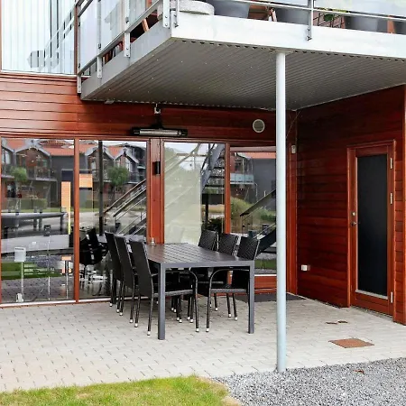 Appartement Two-bedroom Holiday In 8 *